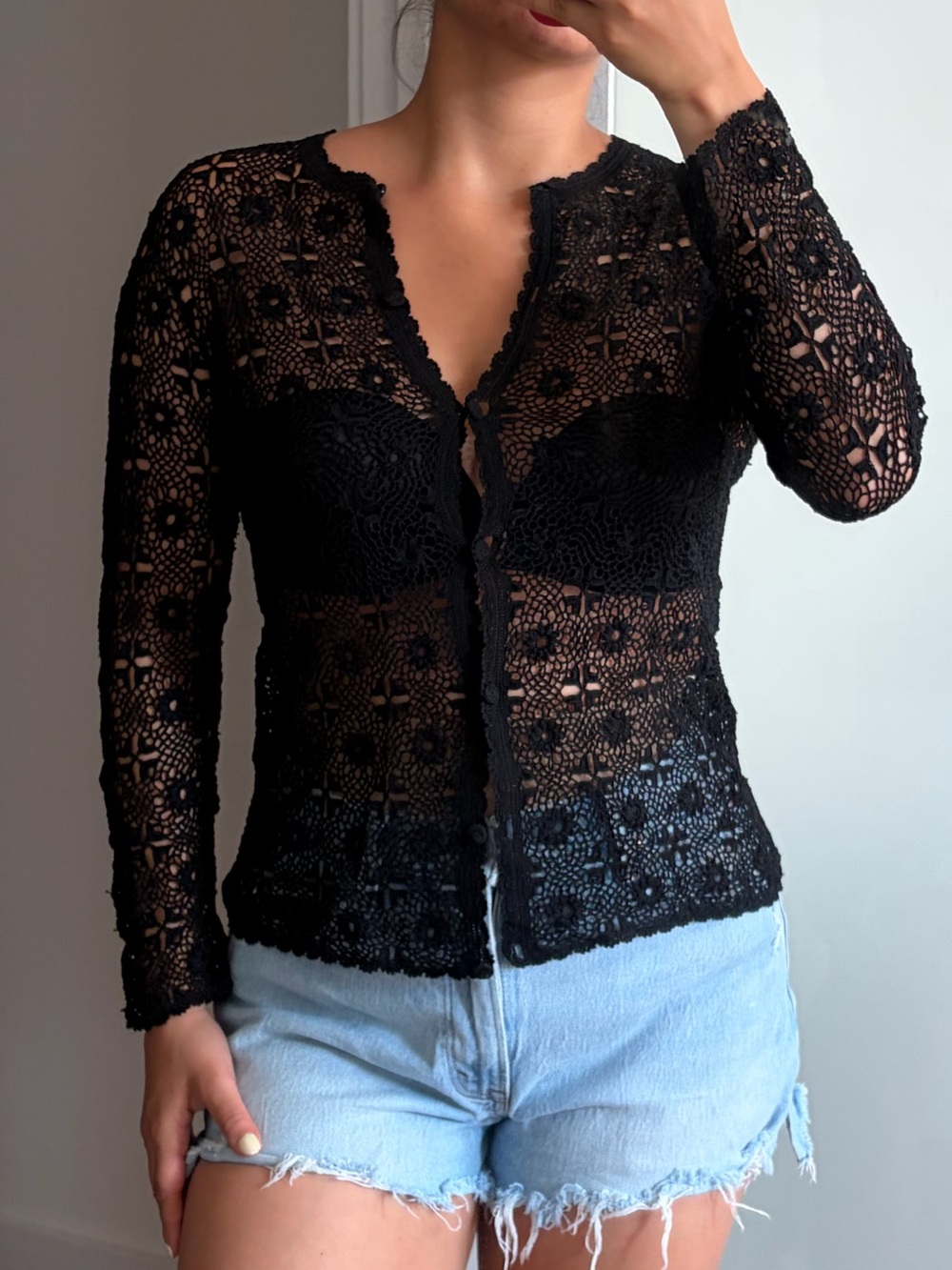 Vintage Crochet Lace Button-Up Top/cardigan